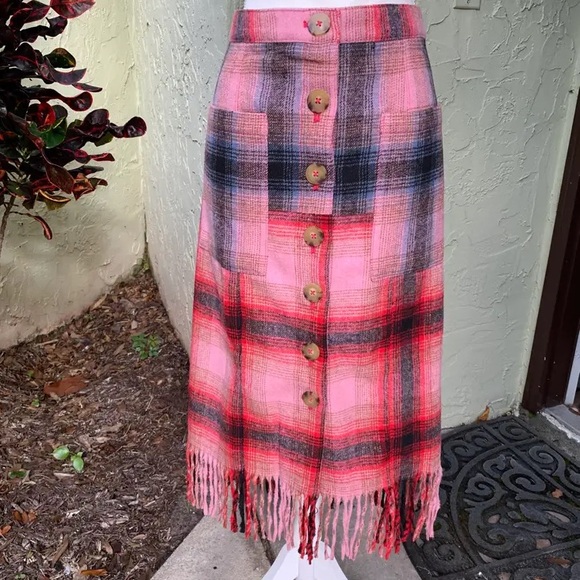 ‼️RARE‼️🎸MAEVE🎸🔥NWT🔥 Maeve Fringed Plaid Mini Skirt in Pink Combo✨Size 4✨ - Picture 5 of 11